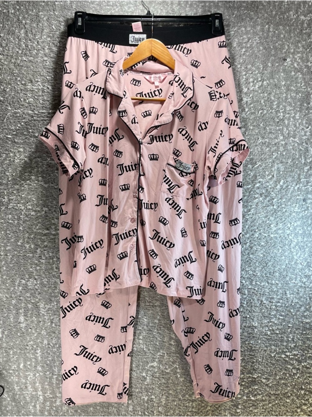 Juicy Couture Pajama Set Sleepwear Loungewear Logo All Over Print XL Pink
